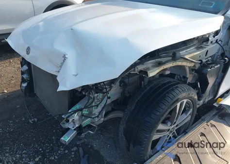 2021 Mercedes-Benz E 350 4Matic z USA, uszkodzony, nr VIN W1KZF8EB4MA892483